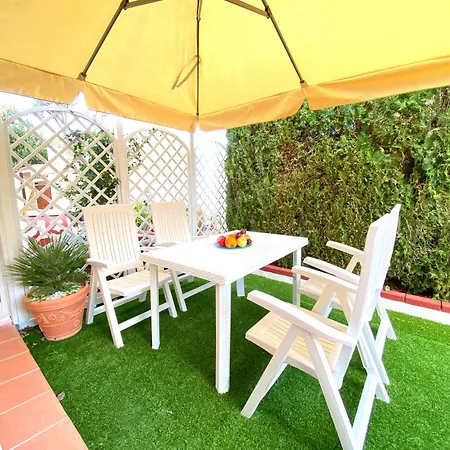 Homey Experience - City Dream Garden Apartment Apartment *